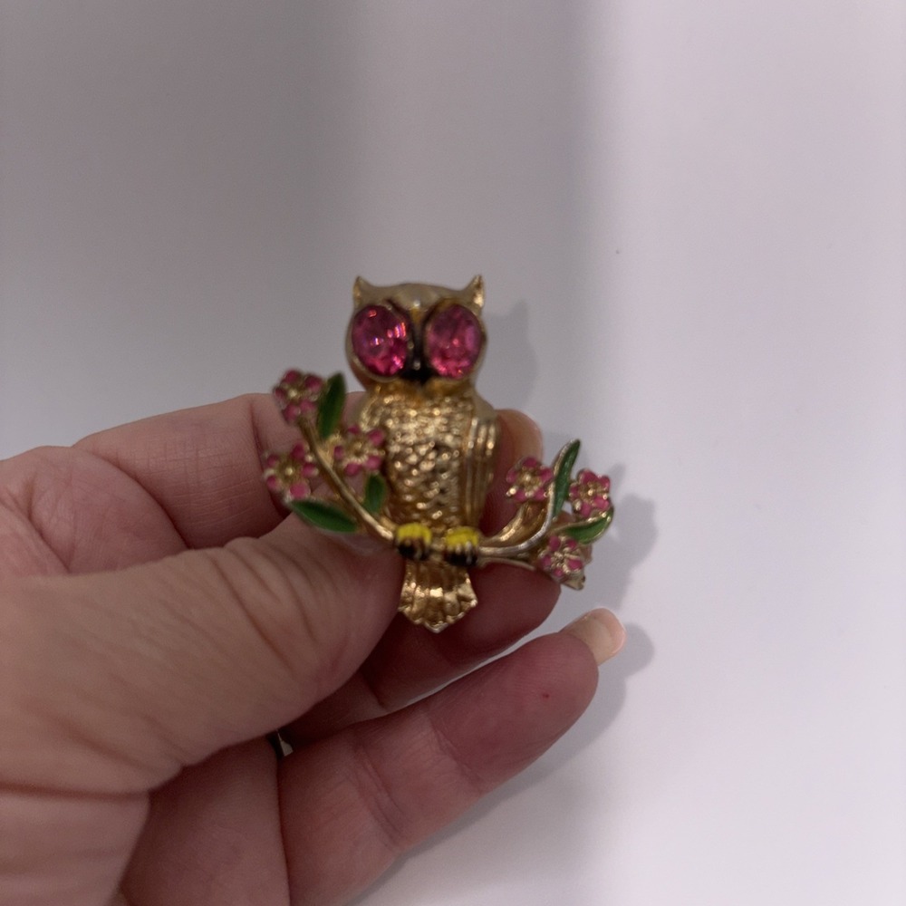 Coro Vintage Owl Pink Rhinestone Eyes With Flowers Gold Toned Brooch Pin